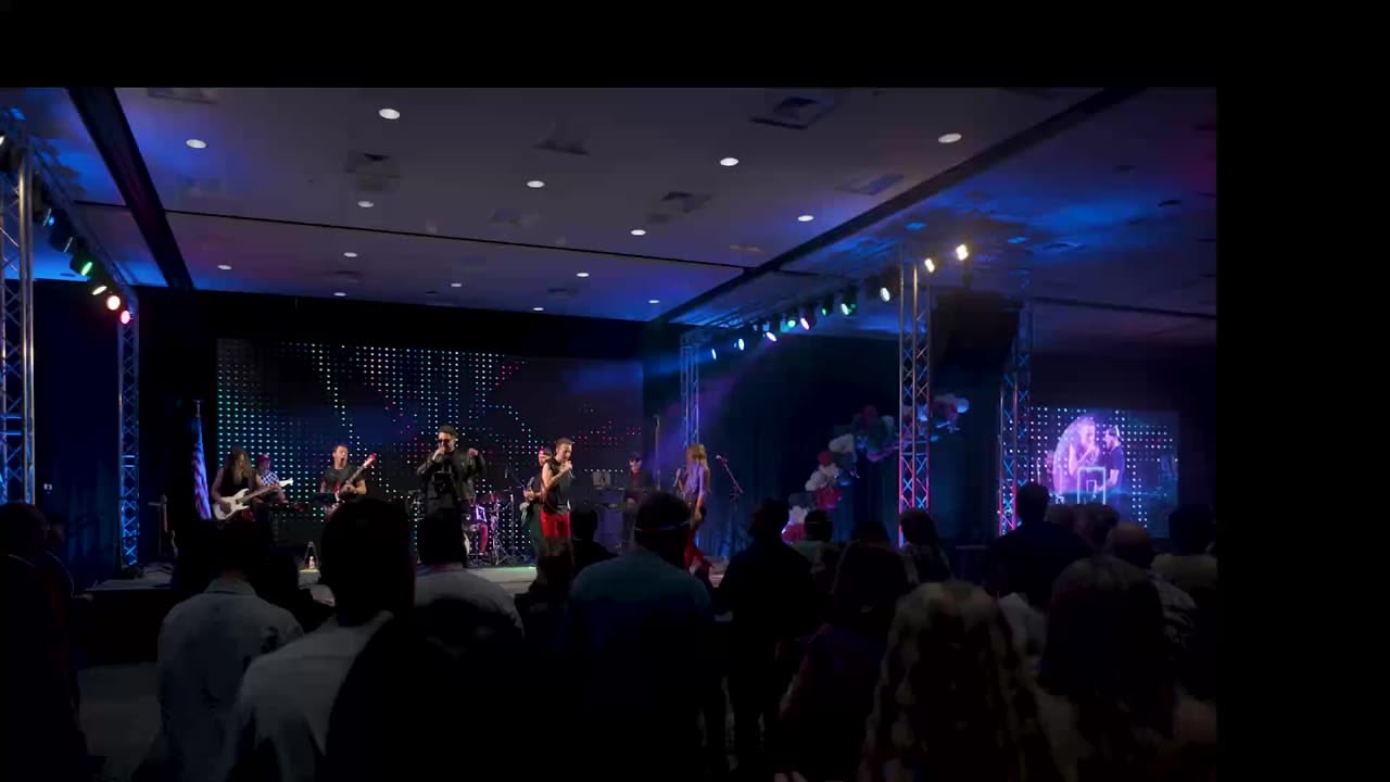 The Kellogg band night with a full dance floor